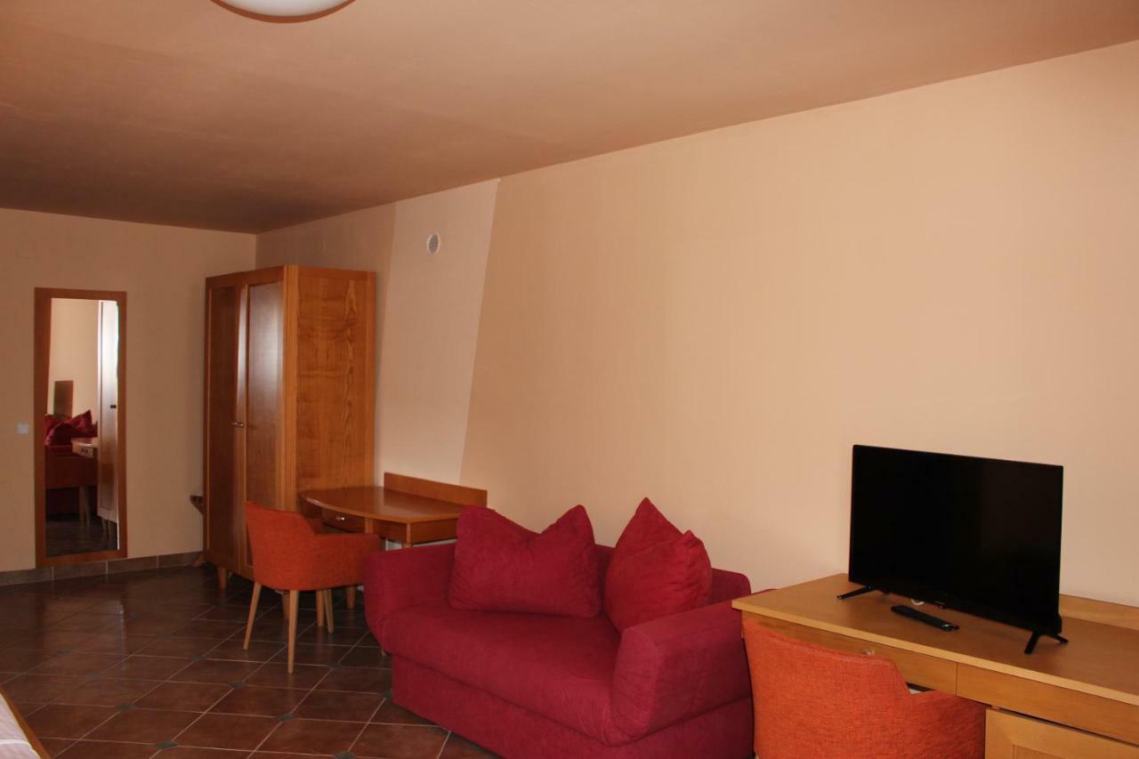 Rooms Cristian Дева Екстериор снимка