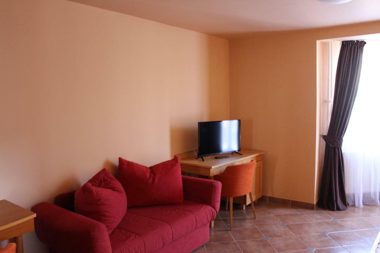 Rooms Cristian Дева Екстериор снимка