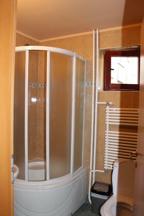 Rooms Cristian Дева Екстериор снимка