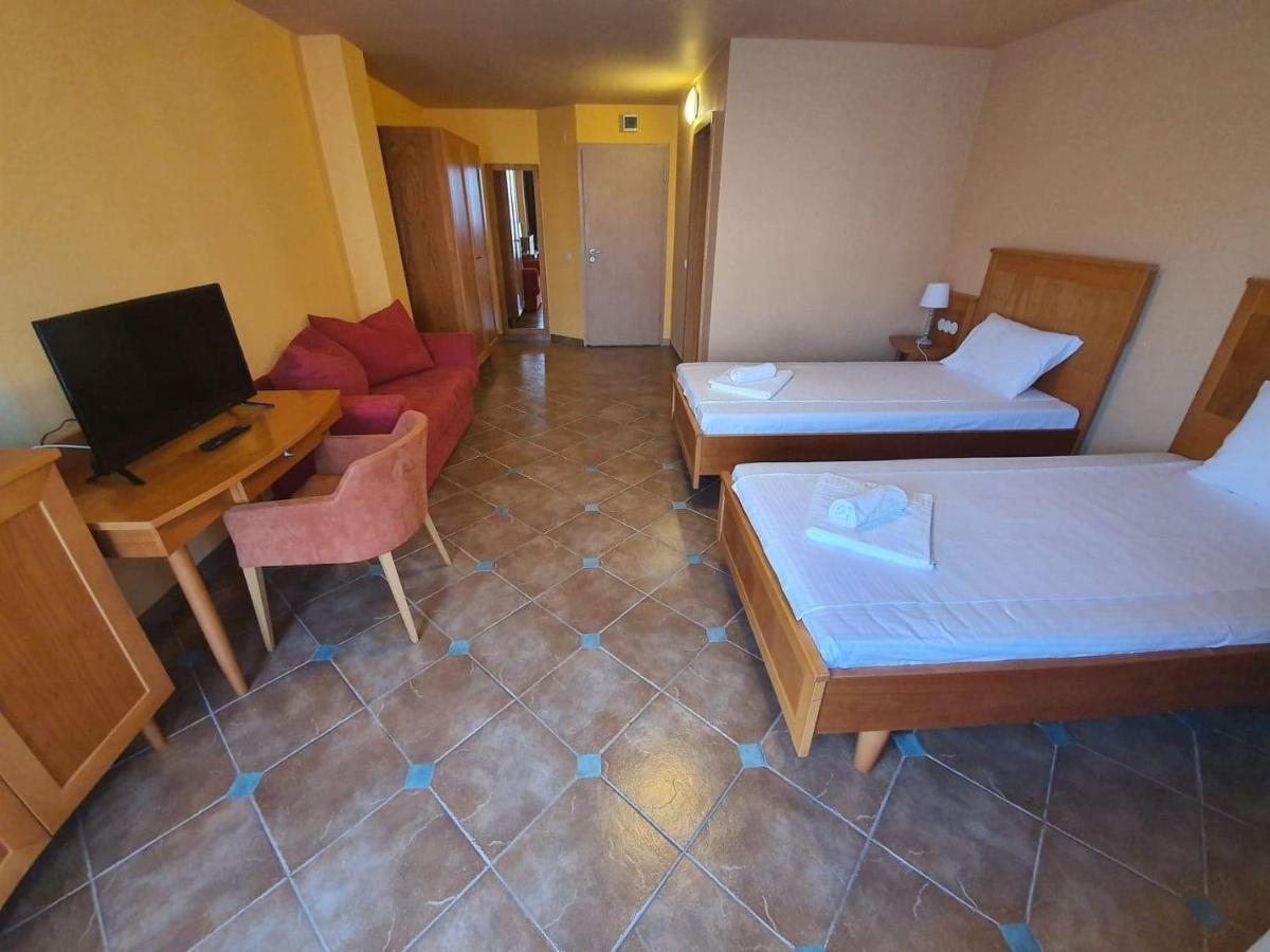 Rooms Cristian Дева Екстериор снимка